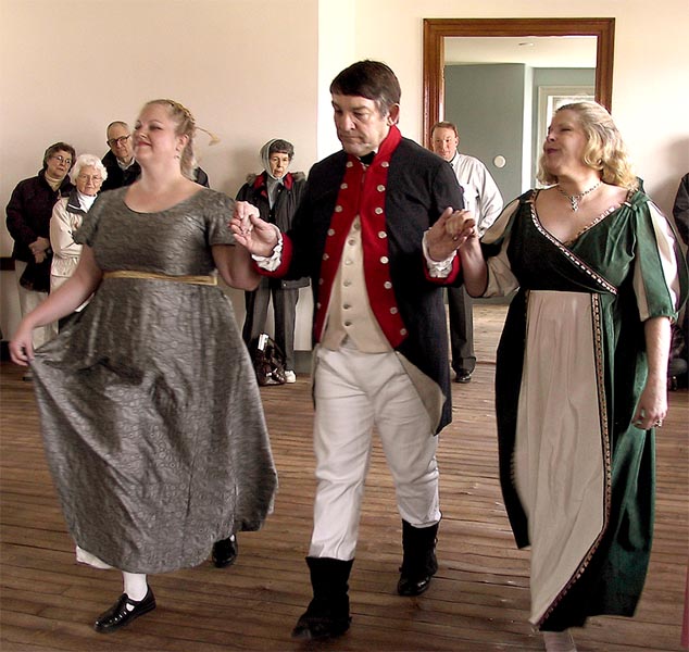 Jarot_Mansion/Chrissy Marty and Lois